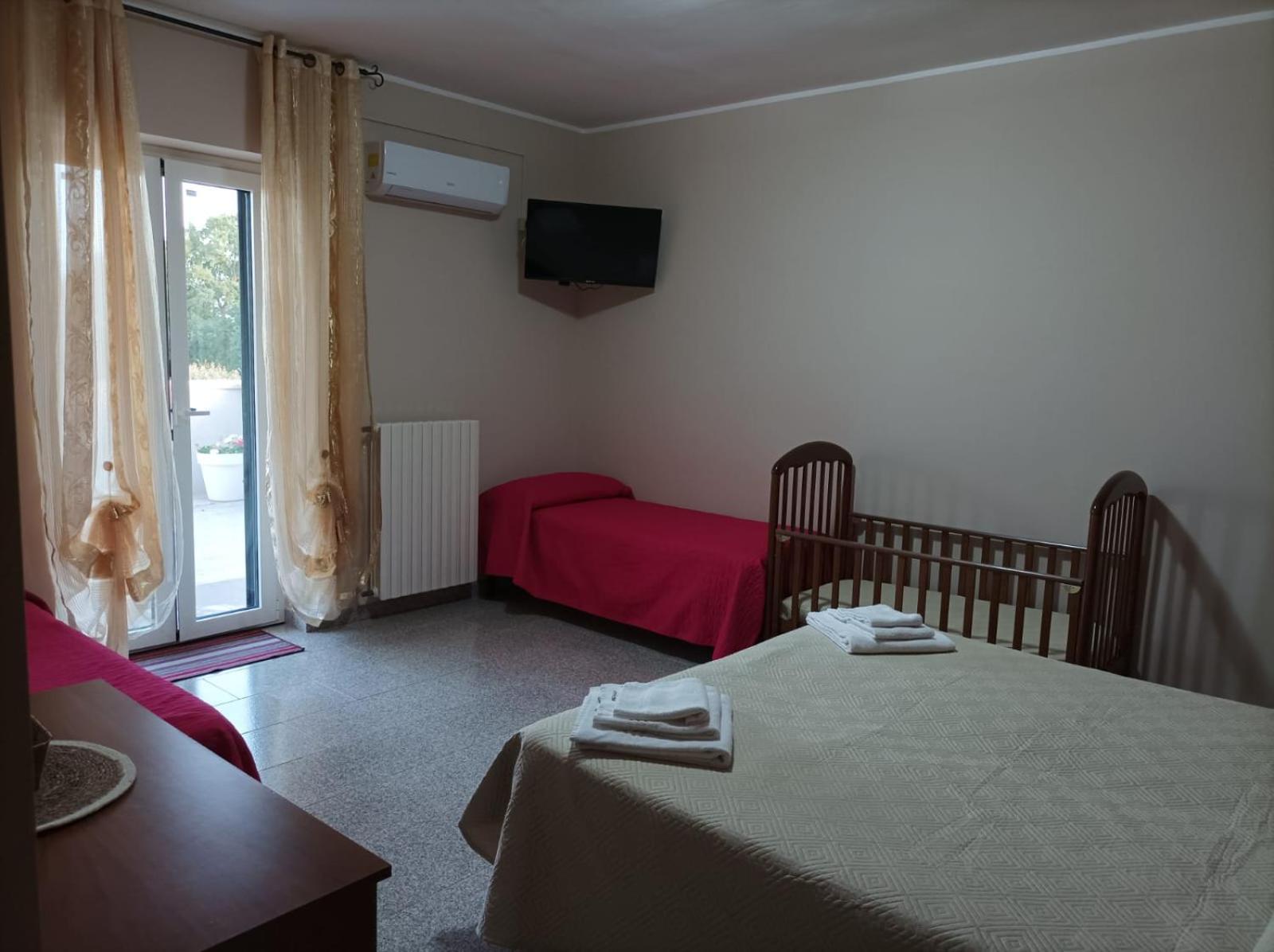 B & B Villa Lucia Ночи Экстерьер фото