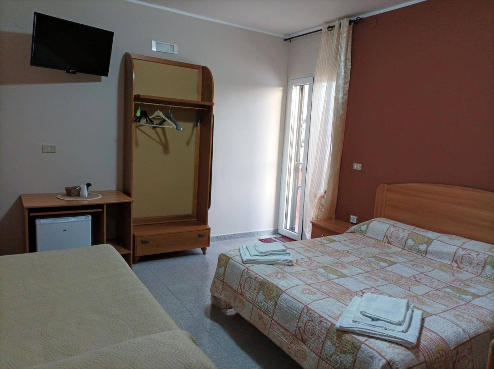 B & B Villa Lucia Ночи Экстерьер фото